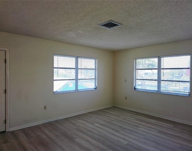 360 137th Avenue Circle - Photo Thumbnail 2