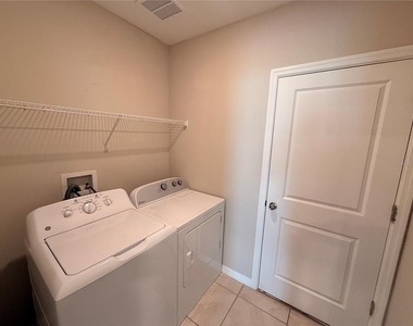10363 Shady Preserve Drive - Photo Thumbnail 32