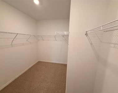 10363 Shady Preserve Drive - Photo Thumbnail 19