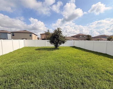 10363 Shady Preserve Drive - Photo Thumbnail 37