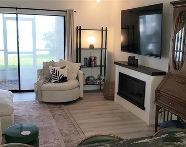 2616 St Josephs Drive W - Photo Thumbnail 10