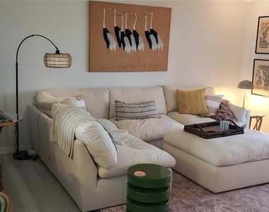 2616 St Josephs Drive W - Photo Thumbnail 8