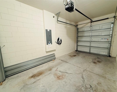 2868 Suncoast Blend Drive - Photo Thumbnail 37