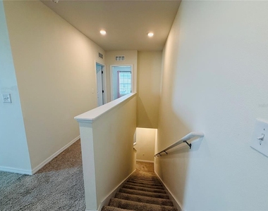 2868 Suncoast Blend Drive - Photo Thumbnail 8