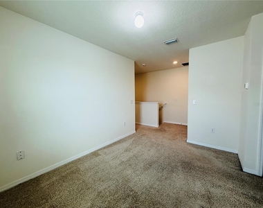 2868 Suncoast Blend Drive - Photo Thumbnail 17