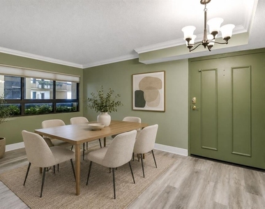 2413 Bayshore Boulevard - Photo Thumbnail 12