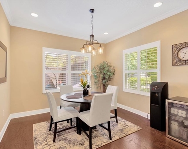 6420 Seasound Drive - Photo Thumbnail 15