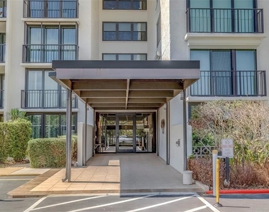 100 Oakmont Lane - Photo Thumbnail 39