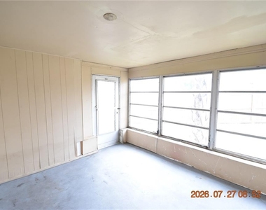 3221 Topp Drive - Photo Thumbnail 43