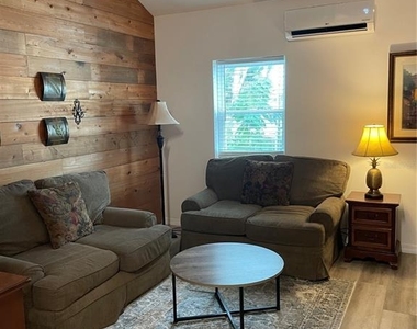 1484 Cleveland Street - Photo Thumbnail 2
