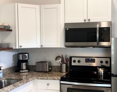 1484 Cleveland Street - Photo Thumbnail 6