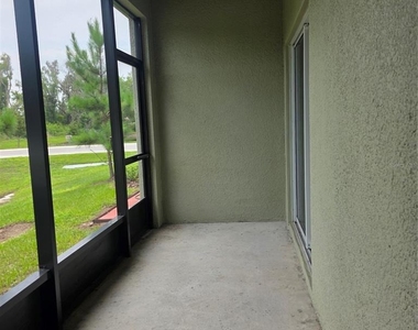 6076 Shiner Street - Photo Thumbnail 11