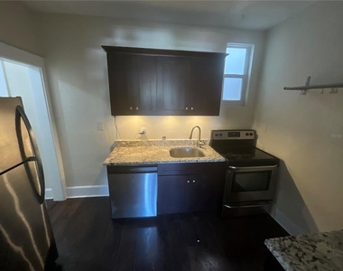 2608 Central Avenue - Photo Thumbnail 9