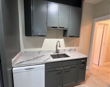 2610 Central Avenue - Photo Thumbnail 2