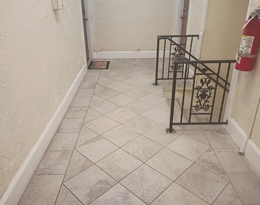 2610 Central Avenue - Photo Thumbnail 17