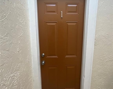 2610 Central Avenue - Photo Thumbnail 13