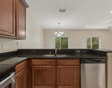 20112 Indian Rosewood Drive - Photo Thumbnail 14