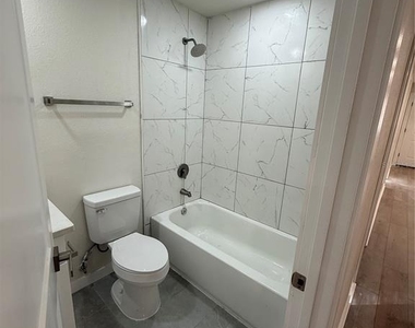 14108 Wilson Street - Photo Thumbnail 11