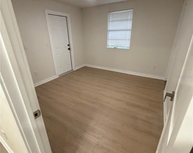 14108 Wilson Street - Photo Thumbnail 9