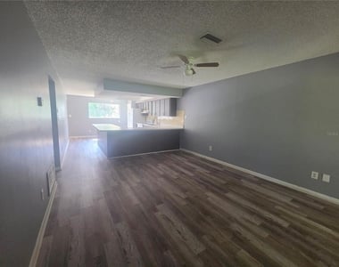 1316 Markham Avenue - Photo Thumbnail 3