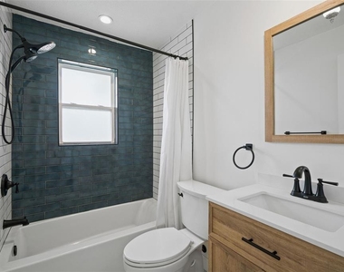 1712 Thomas Drive - Photo Thumbnail 16