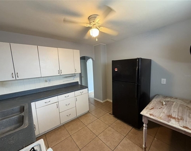 370 3rd Street Nw - Photo Thumbnail 4