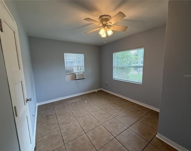 370 3rd Street Nw - Photo Thumbnail 5
