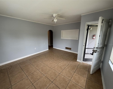 370 3rd Street Nw - Photo Thumbnail 2