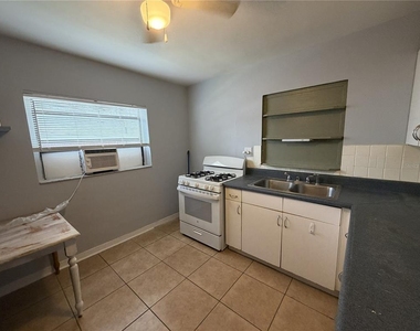 370 3rd Street Nw - Photo Thumbnail 3
