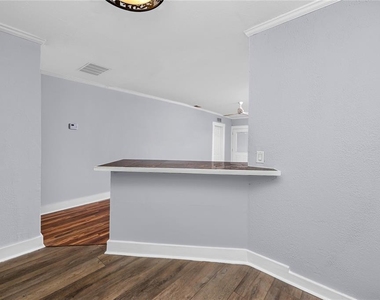 1763 Preston Street S - Photo Thumbnail 11
