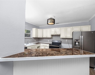 1763 Preston Street S - Photo Thumbnail 9