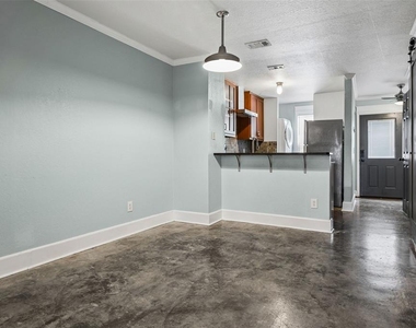 5720 Dalden Drive - Photo Thumbnail 7