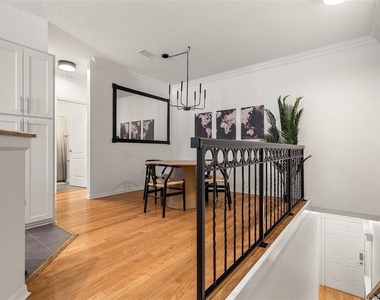 910 Normandy Trace Road - Photo Thumbnail 3
