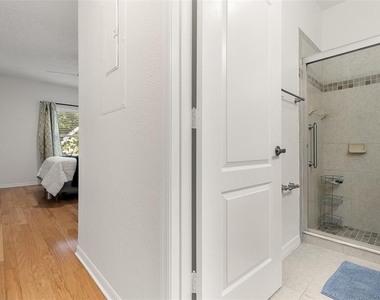 910 Normandy Trace Road - Photo Thumbnail 17
