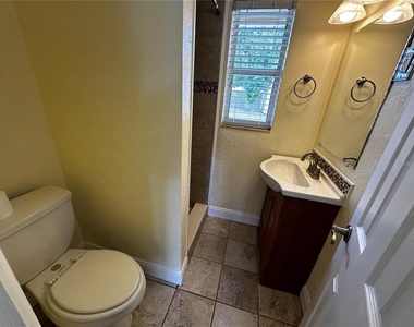 8933 Narcissus Avenue - Photo Thumbnail 12