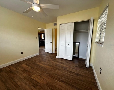 8933 Narcissus Avenue - Photo Thumbnail 11