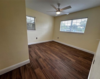 8933 Narcissus Avenue - Photo Thumbnail 11