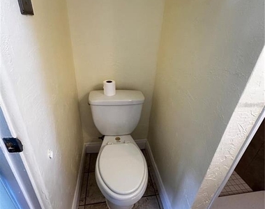 8933 Narcissus Avenue - Photo Thumbnail 16