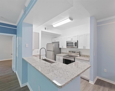 17110 Carrington Park Drive - Photo Thumbnail 3