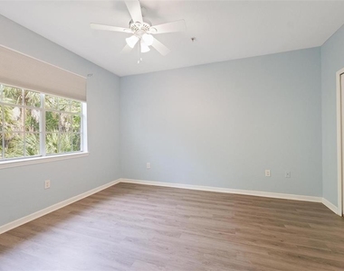 17110 Carrington Park Drive - Photo Thumbnail 9