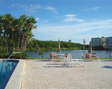 10039 62nd Avenue N - Photo Thumbnail 21