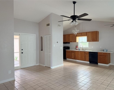 208 Flamingo Drive - Photo Thumbnail 2