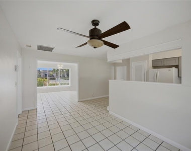 808 N Macdill Avenue - Photo Thumbnail 9