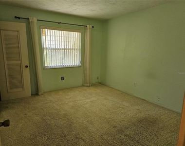 4747 Azalea Drive - Photo Thumbnail 13