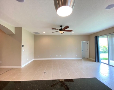 6507 Park Terrace Lane - Photo Thumbnail 4