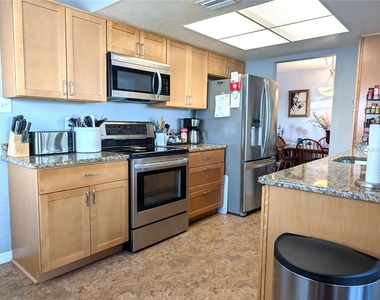 4415 96th Avenue N - Photo Thumbnail 17