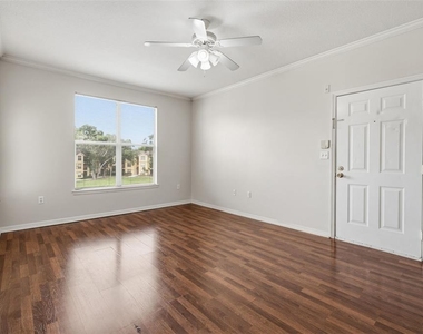 5612 Pinnacle Heights Circle - Photo Thumbnail 4