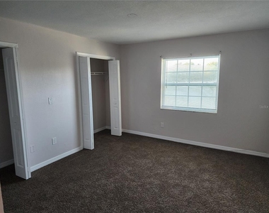 7210 N Manhattan Avenue - Photo Thumbnail 6