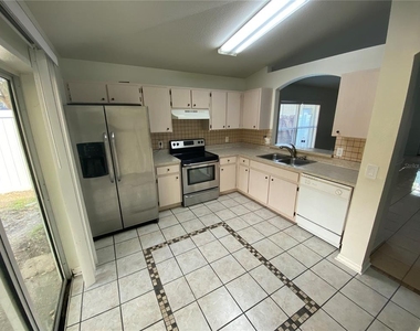 8530 Quarter Horse Drive - Photo Thumbnail 5