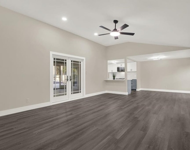 18803 Tracer Drive - Photo Thumbnail 3
